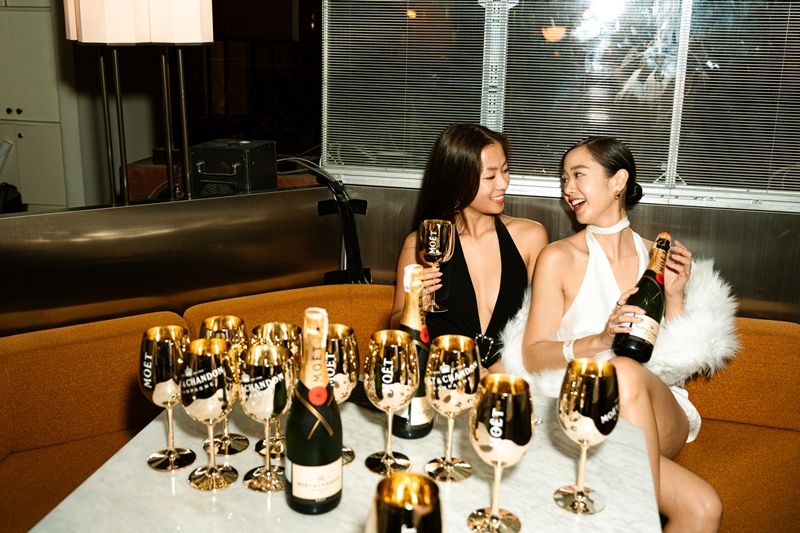 Moet Chandon 1 1